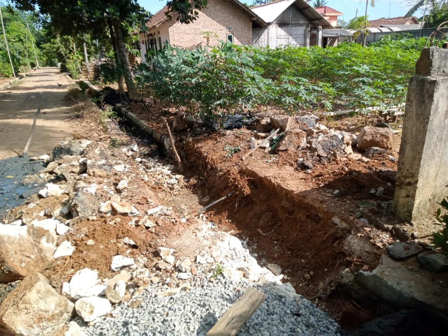 Pembangunan Gorong-Gorong Dusun I Kampung Sukajadi
